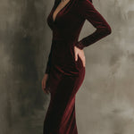 Quietly Luxurious And Elegant Lace Velvet Midi Dress