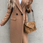 Evelyn ��� Classic Winter Coat with Lapels