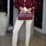 Metal buckle V-neck knit cardigan