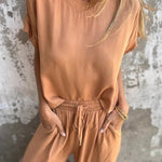 Solid Color Crew Neck Short-sleeved Casual Top and Elastic Waist Tie Pocket Wide Leg Pants Set