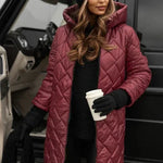 Linda | Elegant Quilted Down Jacket with Hood