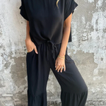 Solid Color Crew Neck Short-sleeved Casual Top and Elastic Waist Tie Pocket Wide Leg Pants Set