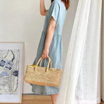 Casual Loose Solid Color Round-Neck Midi Dresses