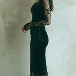 Elegant Green Velvet Long Sleeve Lace Midi Dress