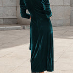 New autumn and winter velvet chiffon strappy dress
