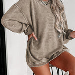 Solid Ribbed Round Neck Pullover Sweatshirt