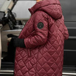 Linda | Elegant Quilted Down Jacket with Hood