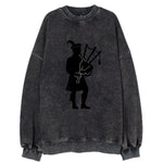 Bagpiper in traditional stance - Vintage Sweatshirt