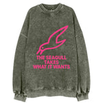 THE SEAGULL TAKES WHAT IT WANTS | Aggressive seagull diving down - Vintage Sweatshirt