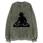 DJ with turntables and headphones - Vintage Sweatshirt