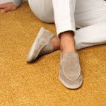 Classic Suède Loafer Light Gray