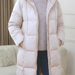 Cellie™ – Sleek Down Jacket with Hood for Everyday Comfort