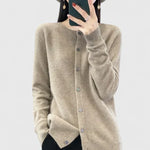 Lyxandria | Comfortable Cardigan