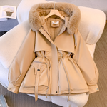 Lumora™ - Elegant & Warm Winter Coat