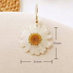 Pressed Flower Drop Earring - Resin Daisy