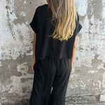 Solid Color Crew Neck Short-sleeved Casual Top and Elastic Waist Tie Pocket Wide Leg Pants Set