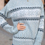 Chic Christmas Turtleneck Snowflake Sweater