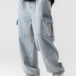 Elastic Waist Relax Fit Straight Leg Cargo Jeans